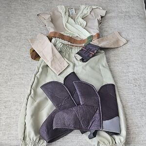 Star Wars Kids Costume with Cream and Gray Accents